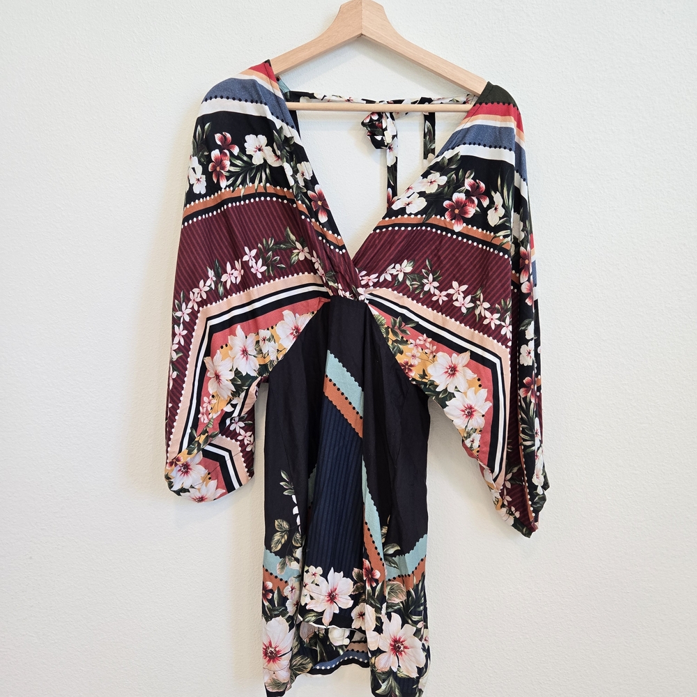 Farm Rio Kimono wide sleeves floral Hawaiian dress‎ size XS nwot